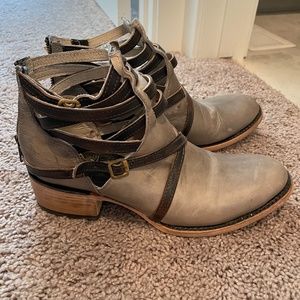 Freebird by Steven - stair